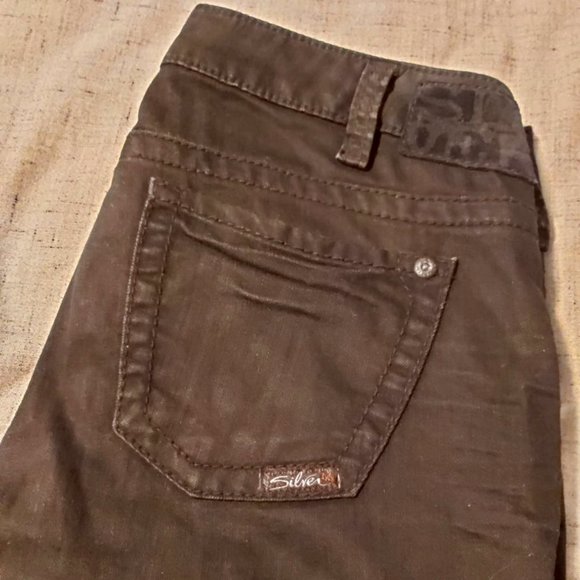 Silver Jeans Tuesday Slim Straight Cut - Picture 1 of 4